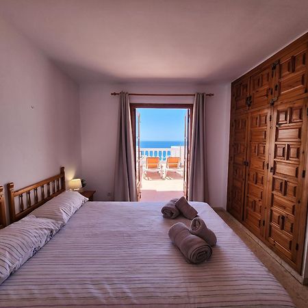R838 Capistrano Playa 213 Apartment Nerja Luaran gambar