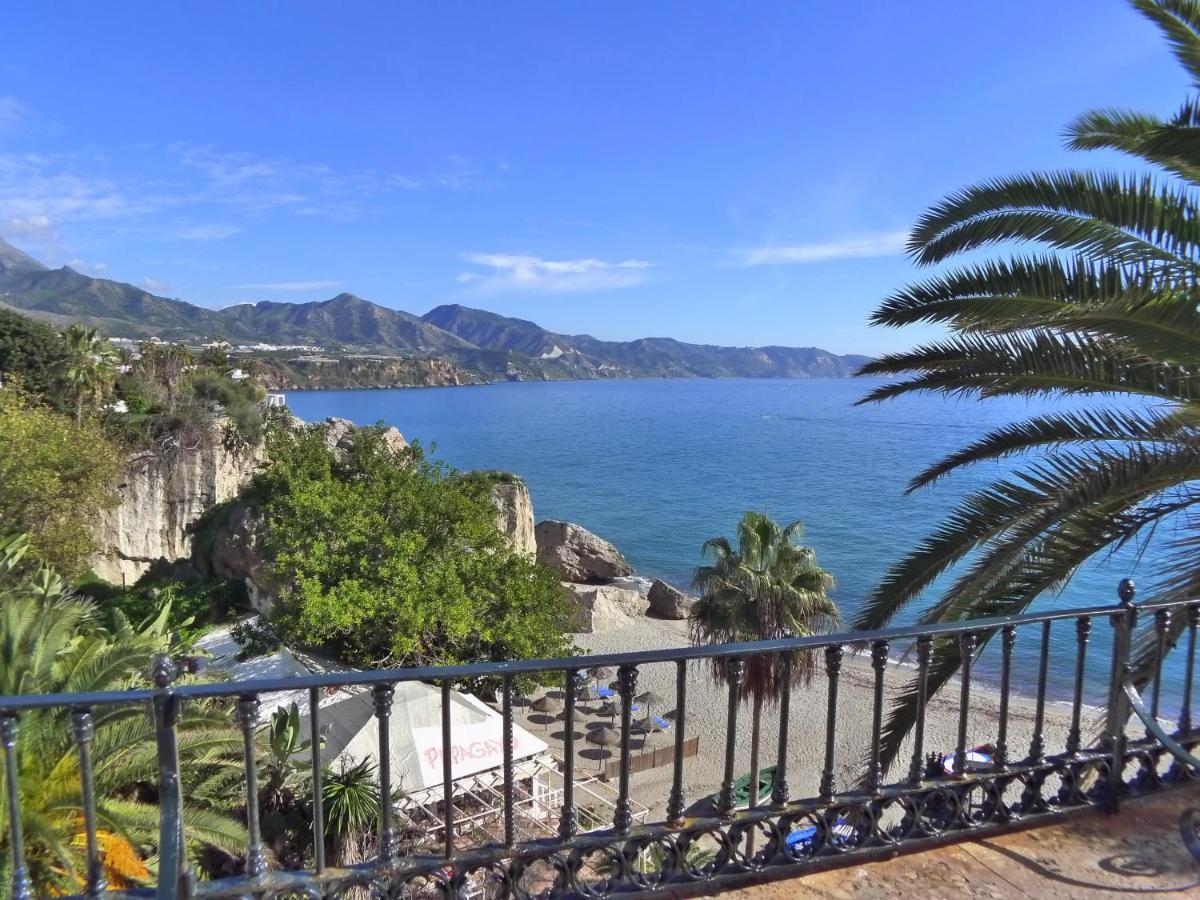 R838 Capistrano Playa 213 Apartment Nerja Luaran gambar