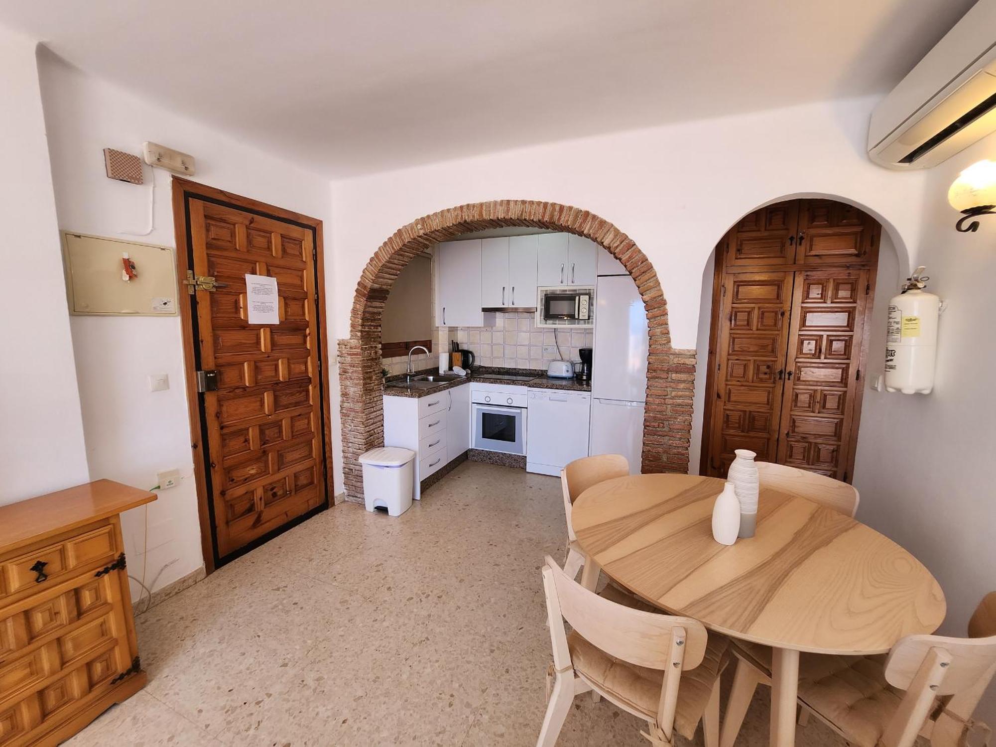 R838 Capistrano Playa 213 Apartment Nerja Luaran gambar